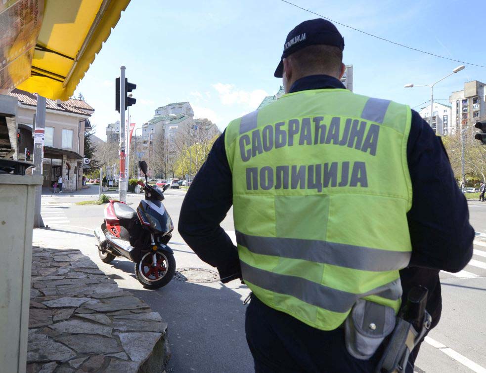 ЖЕЛИМО ТИ БРЗ ОПОАРВАК: Ћерка кошаркашке легенде повређена у несрећи у центру Београда!
